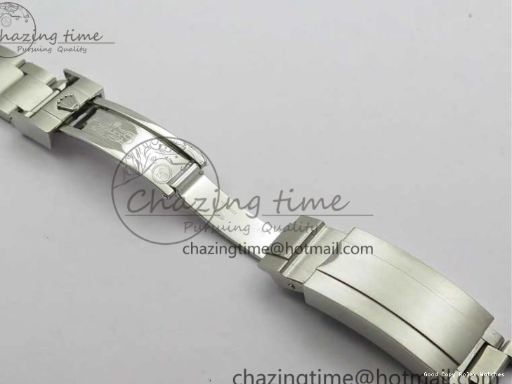 AAA Replica Watches WWF Edition Bezel Skeleton Best Durable Submariner SS 2925 116660 Andrea Carbon on SA Pirlo 0103